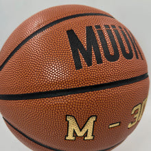 Cargar imagen en el visor de la galería, Balón de Basketball Muuk M-300 Nº7