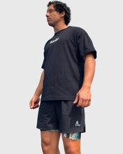 Cargar imagen en el visor de la galería, POLERA OVER SIZE PROFE JOAKO NEGRA