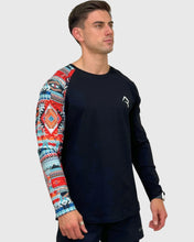 Cargar imagen en el visor de la galería, POLERA RAGLAN MANGA LARGA ANDINO NEGRA