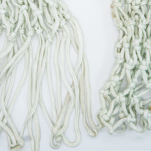 Cargar imagen en el visor de la galería, Red De Basquetbol Muuk Blanca Profesional 6Mm Par