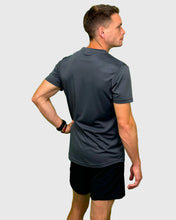 Cargar imagen en el visor de la galería, POLERA SOFT DRY GRIS
