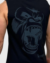 Cargar imagen en el visor de la galería, SUDADERA TANK WILD BLUR NEGRA KONKO