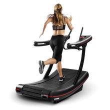 Cargar imagen en el visor de la galería, Trotadora Curva AirRunner 1.0 | HWM