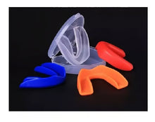 Cargar imagen en el visor de la galería, Protector Bucal Deportivo Karate Boxeo Rugby