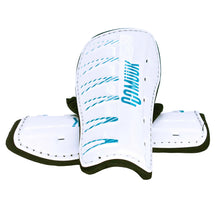 Cargar imagen en el visor de la galería, CANILLERA DE FUTBOL MUUK PRO XXIII
